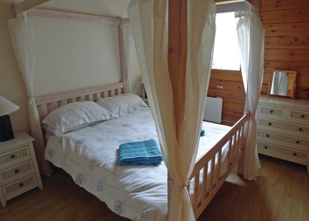 Riverview Country Park Hotel Форес Екстериор снимка